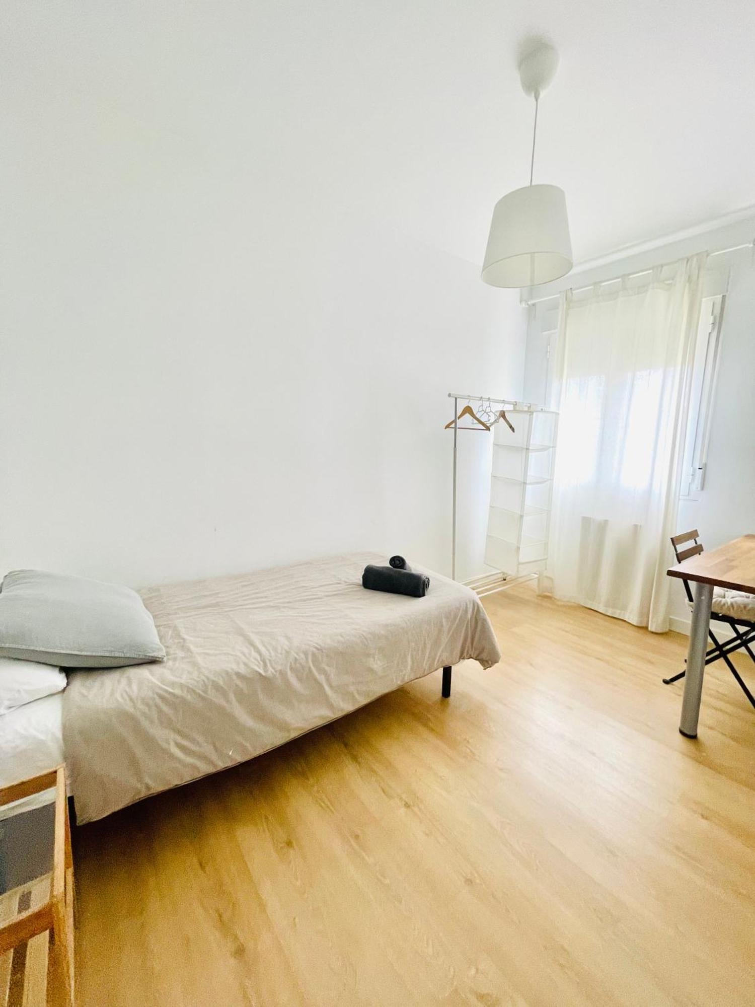 Apartament Piso Acogedor Y Tranquilo - Junto A Ifema Y Aerop. Madryt Zewnętrze zdjęcie